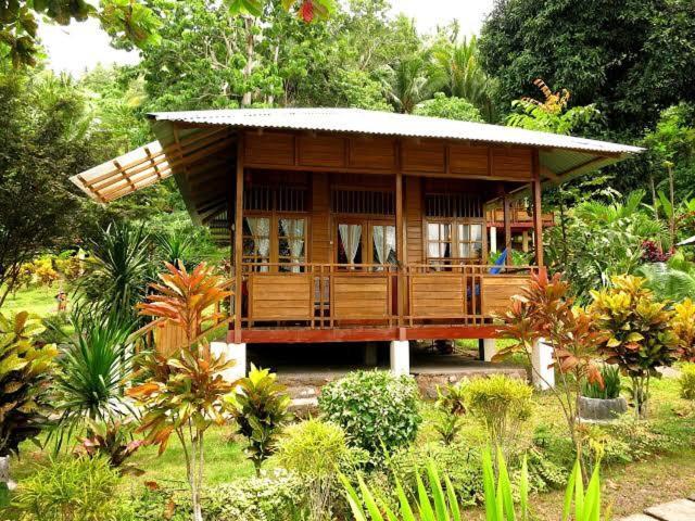Two Fish Resort Lembeh Bitung Buitenkant foto