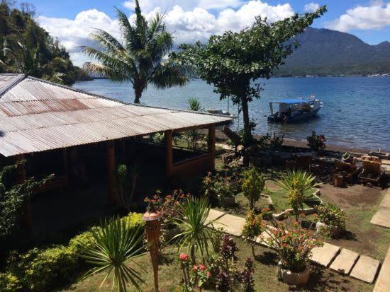 Two Fish Resort Lembeh Bitung Buitenkant foto