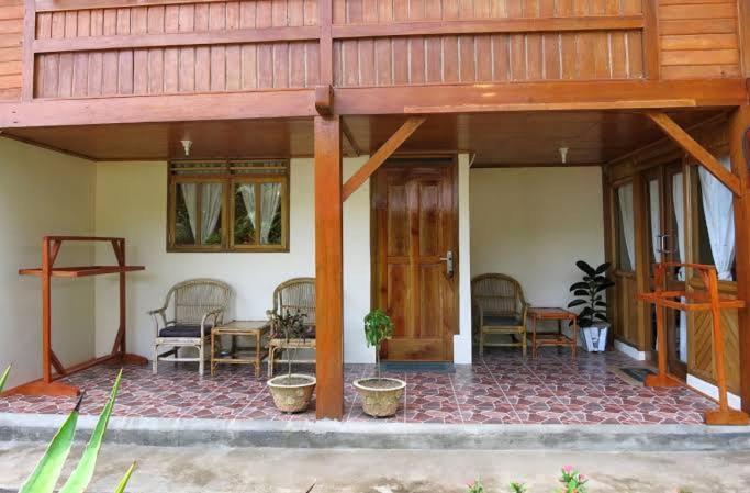 Two Fish Resort Lembeh Bitung Buitenkant foto